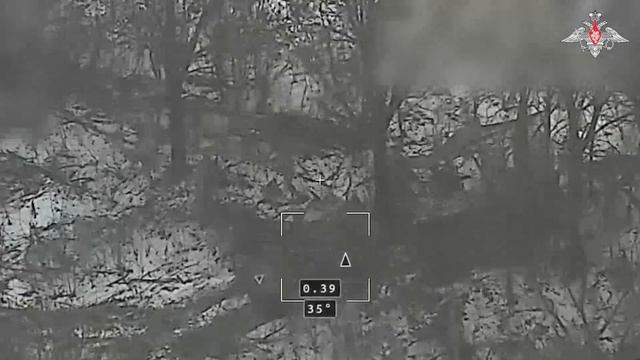 Уничтожение танка ВСУ расчетом барражирующего боеприпаса «Ланцет» группировки войск «Север»