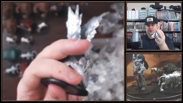 Pathfinder Battles Miniatures First Look --- The Rusty Dragon Inn Full Case Unboxing Part 1