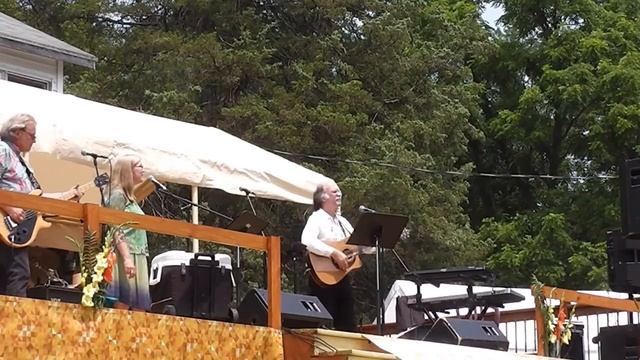 Frikadeļu Zupa at Garezers-Palooza