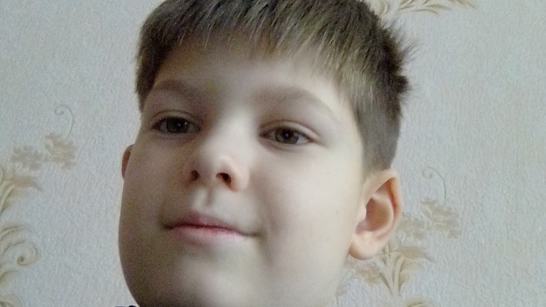 видео с моим голосом и моя риакцыя . подпишись  ведь уже  у меня 3 ночь