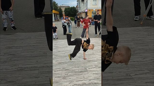 Летний джем на площади