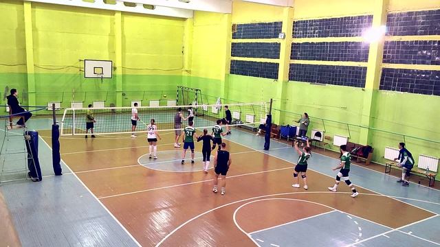 Солнцев Александр подаёт ювелирный эйс по линии!