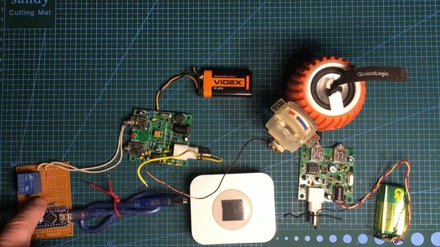 Arduino передает азбуку морзе на трансивер Pixie 7Mhz. Говорит Arduino.