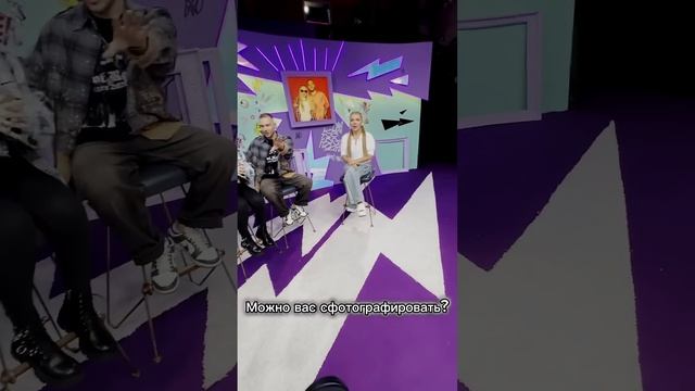 Попал на шоу к Карине Кросс
