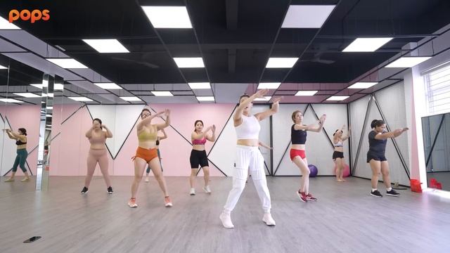 Eva Zumba 220805