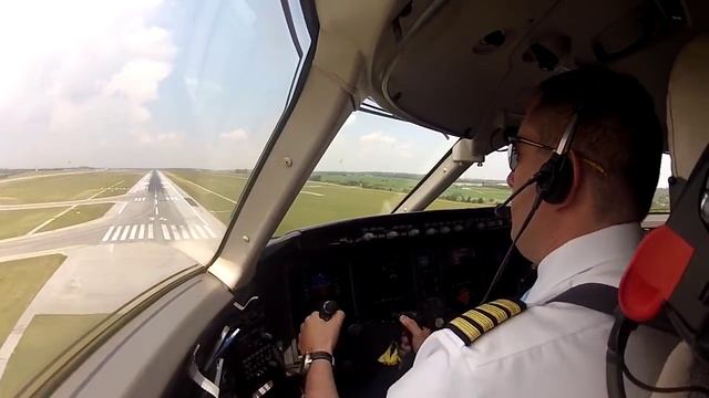 Посадка самолета при сильном боковом ветре