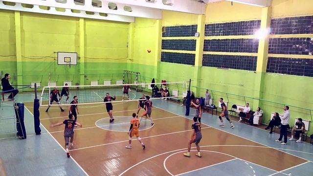 Чернев Никита выполняет мастерский скат!