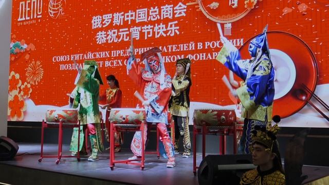 Новогоднее китайское  Попурри. Лучшие китайские песни в аранжировке китайских барабанов.