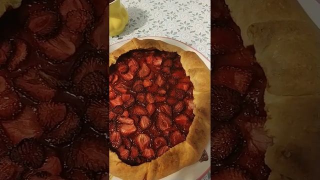 ГАЛЕТА С КЛУБНИКОЙ😋🍓🍰 #shorts