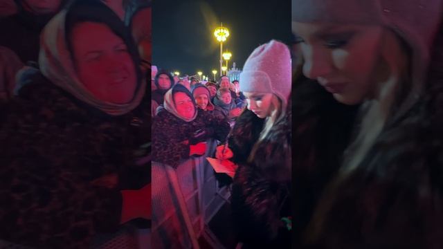 Наталия Иванова – ВДНХ верт.