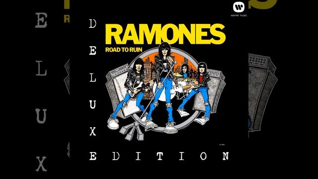 Blitzkrieg Bop / Teenage Labotomy / California Sun / Pinhead / She's the One (Live)