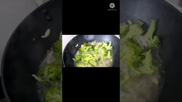 Brocoli and Almond Soup l Creamy And healthy Soup l #ytshorts