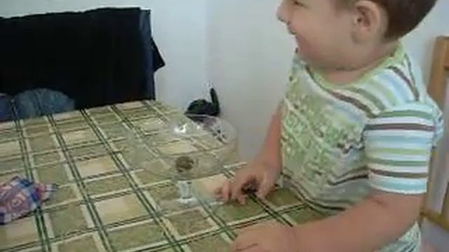 M&M's....не тает ни во рту,ни в руках(((...