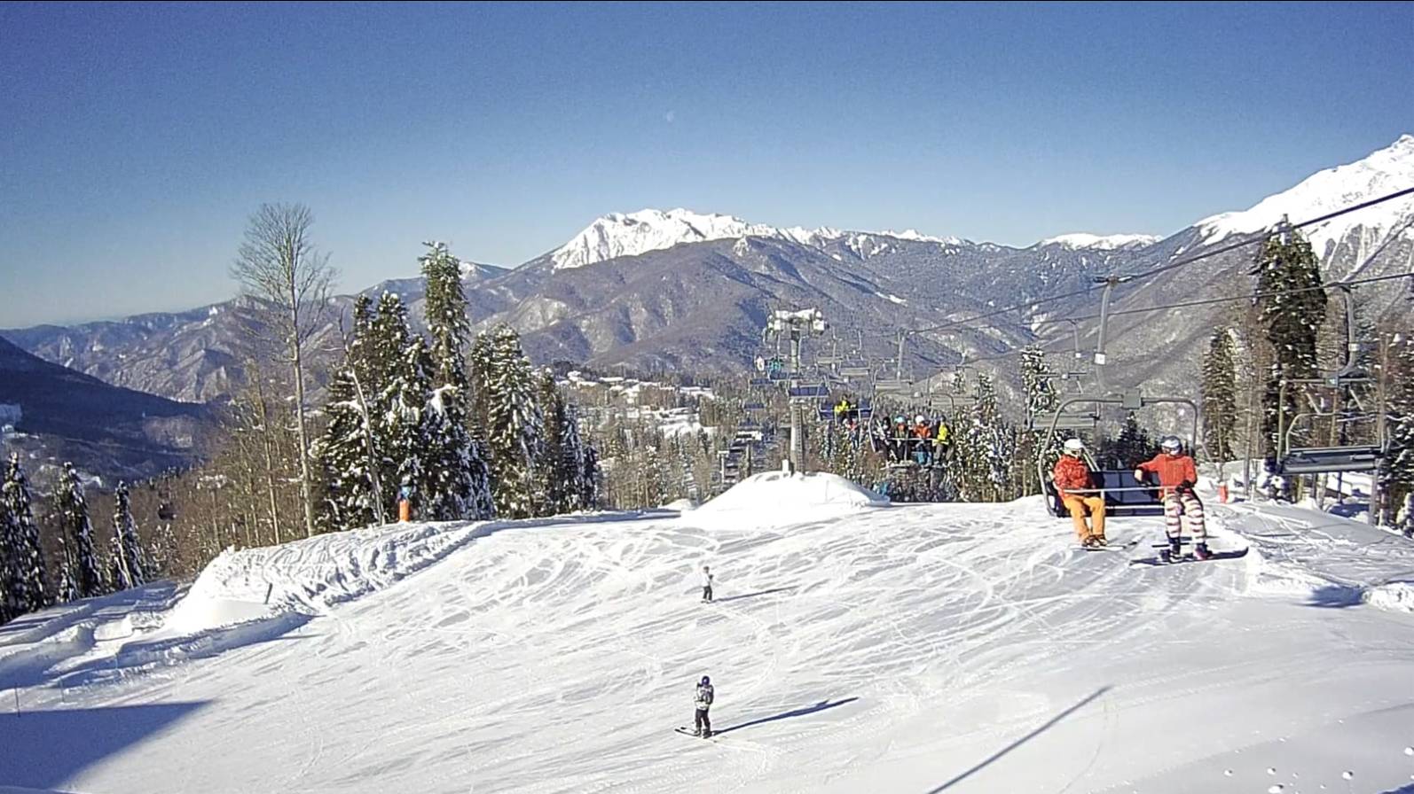 Веб камеры Газпром Поляна Сочи: Альпика и Лаура