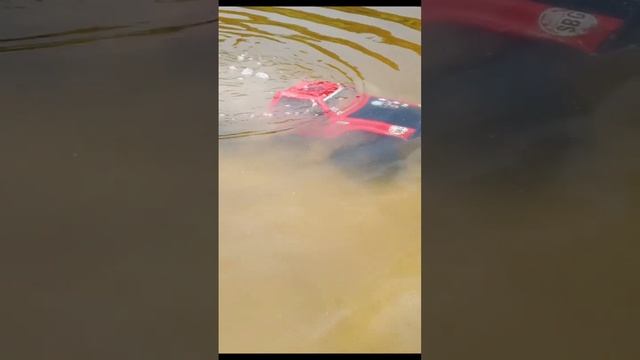 OFFROAD under water Cross RC Demon GC4