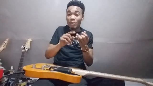 Différentce entre Accord diminué et Accords sémi-diminué by FTANTZSON GUITARS