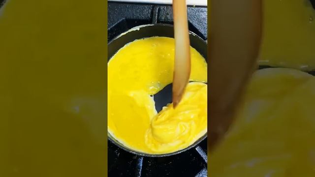 Crumble egg #shortvideo #shorts