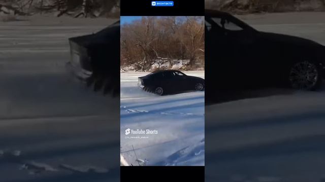 БМВ Е 36 ДРИФТ ПО ЛЬДУ 🔥
