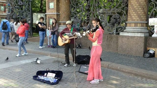 Северная столица. Уличные художники.