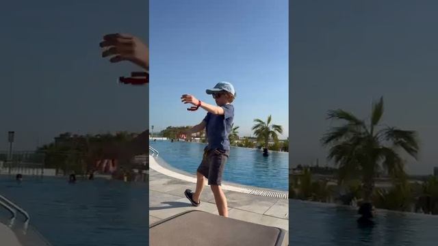 Саша в отпуске в ОАЭ 🇦🇪