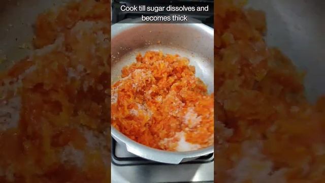 Carrot Halwa without milk | పాలు, కోవా లేకుండా ఎంతో సులువుగా చేసుకొనే క్యారెట్ హల్వా #shorts #food