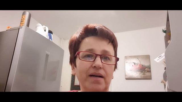 Если это сьешь, забудешь про голод/салат из помидор,рукколы и сыр,брынза/и я уставшая/