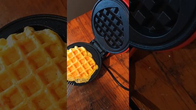 Waffles de arroz con zanahoria😋#shorts #comidaparaniños #ideas #recetas #viral #mamáprimeriza