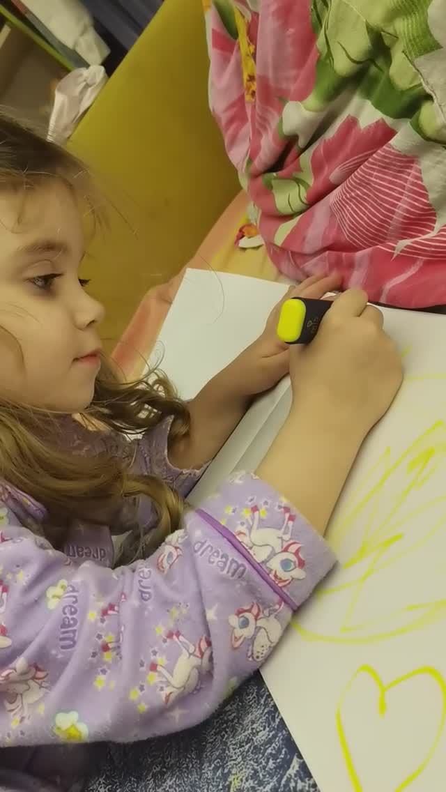 Первая буква "А" тяжело дается папе
