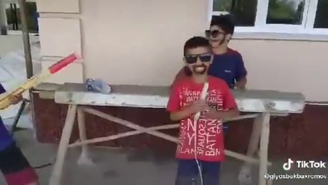 бир дустим бор