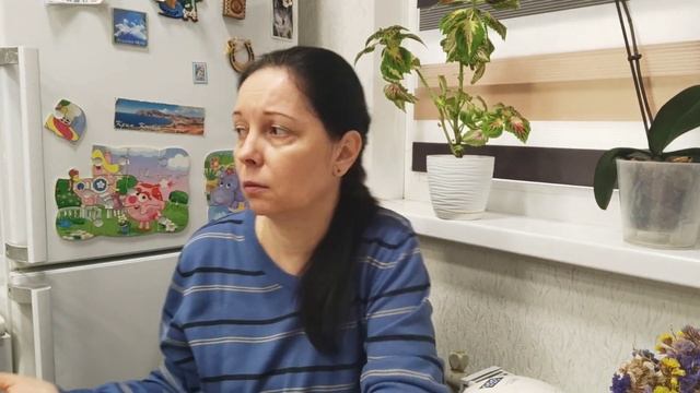 Влог:Разбираем комментарии, отвечаю на ваши вопросы.Сегодня у нас пицца на тонком тесте 🍕