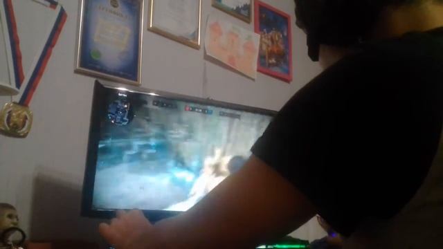 Мой брат показывает skill в Warface