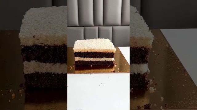 Eggless Checkerboard Cake | Party Dessert Idea | How to Make a Surprise Inside Checkerboard Cake