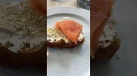 Перекус🥗 #перекус #фокачча #лосось #обед #кофе #еда #кухня #food #sourdough #shorts