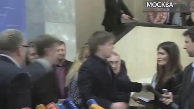 Жириновский оскорбил беременную журналистку 18.04.2014