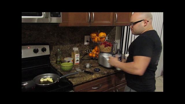 ROASTED RED PEPPER HUMMUS
