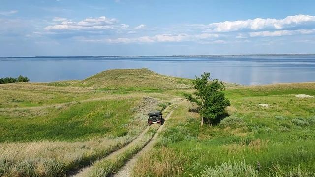 Катаемся на Suzuki Jimny. Первое купание в Волге.