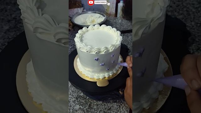 Simple cake design/ anniversary cake #trending #love #youtube #cake #shorts #couple