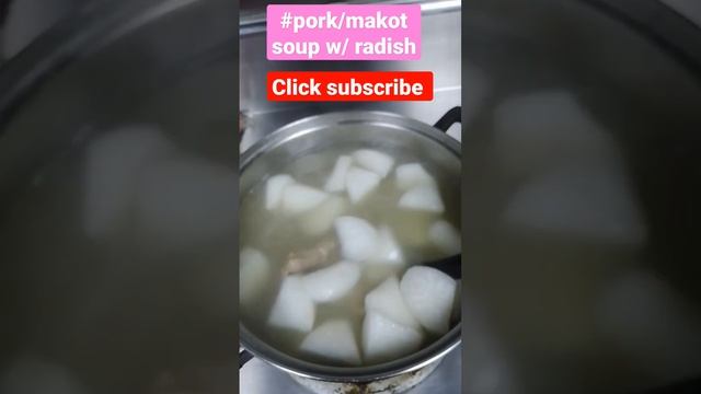 #pork/makot soup w/ radish