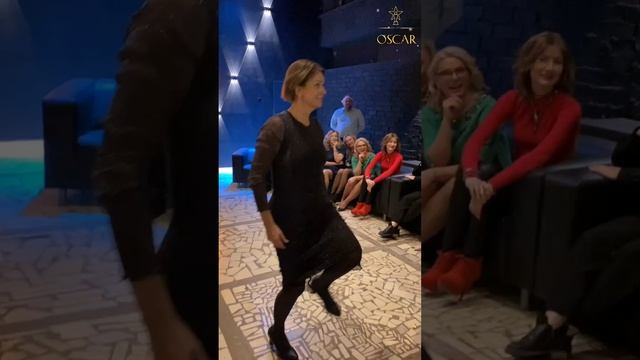 Новогодний корпоратив в
Оскар Шоу Великий
Новгород.