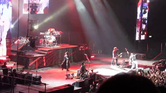 Guns N Roses Opening Song  - Chinese Democracy Dublin O2 May 2012