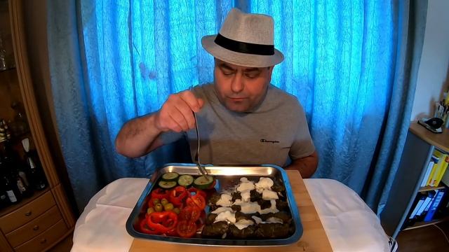 MUKBANG - СНАЧАЛО ОКРОШКА,  А НА ВТОРОЕ ДОЛМА