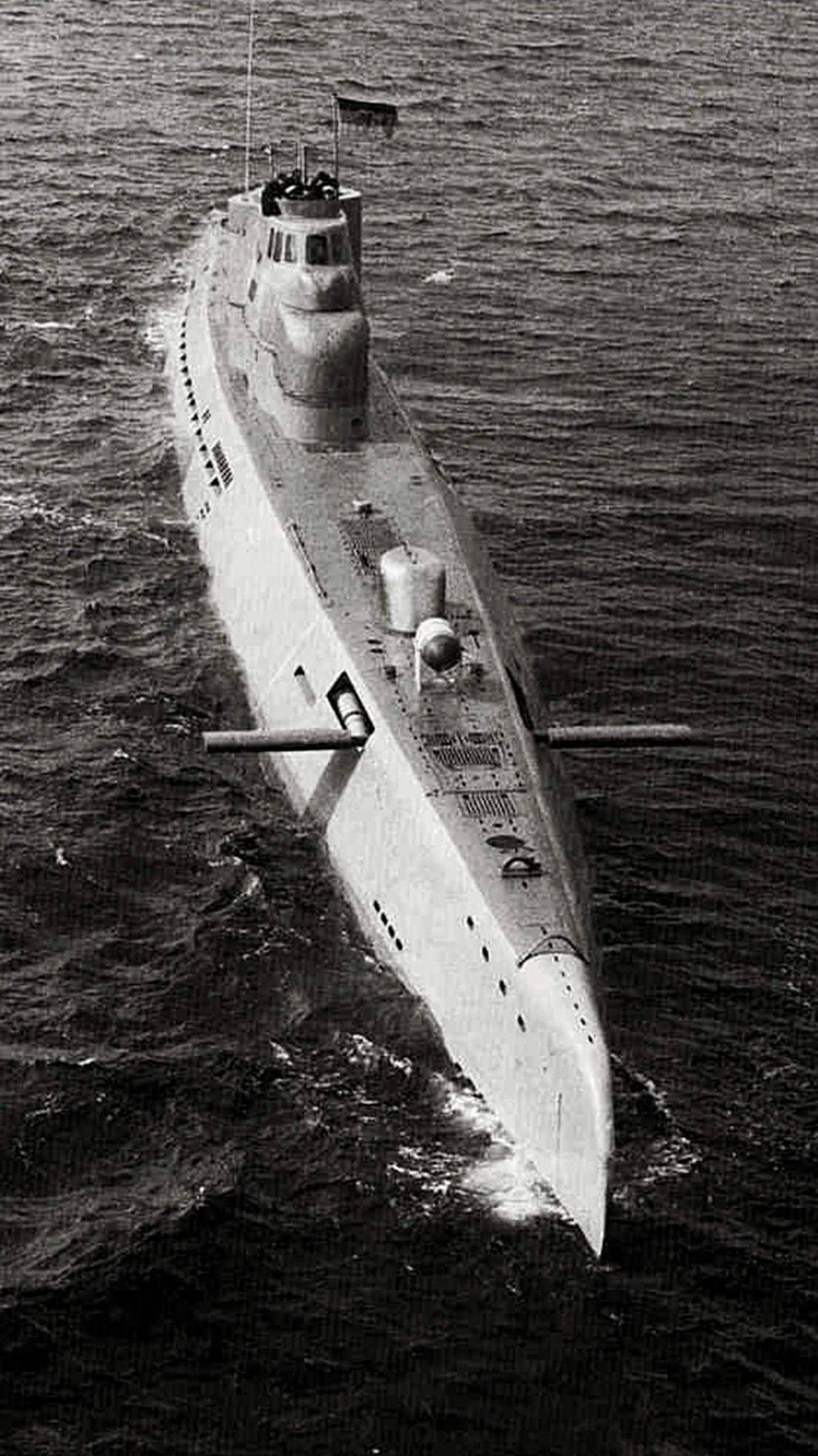 Безэкипажная тактическая субмарина ГДР Ein unbeschreibliches taktisches U-Boot der DDR 民主德国的无人战术潜艇