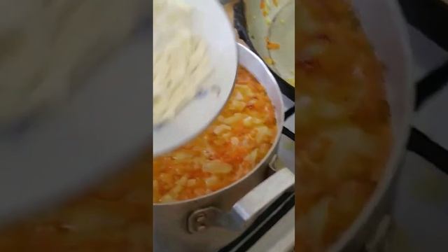 ГОТОВЛЮ С УТРА СУП ИЗ СЫРА