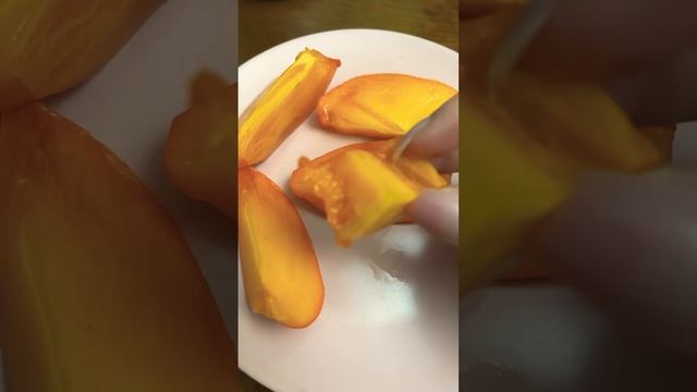 Вкус хурмы #вкусности #вкуснаяеда #вкусно #асмр #мукбанг #россия #еда #cake #хурма