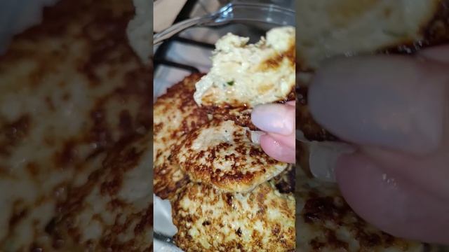 Мини котлетки из куриной грудки с кабачком 👍💯🥘#shorts #food #foodshorts #котлеты #еда #рецепт