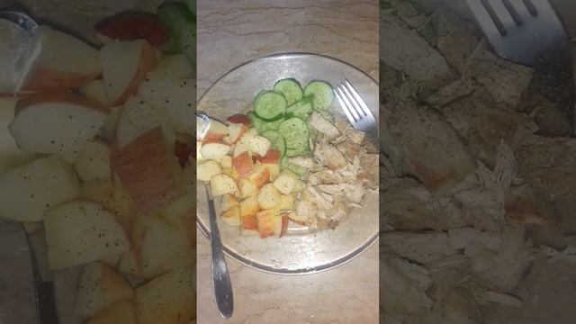 Daily diet routine with cheat meal #diet #lowcalories #food #quick #salad #viralshorts