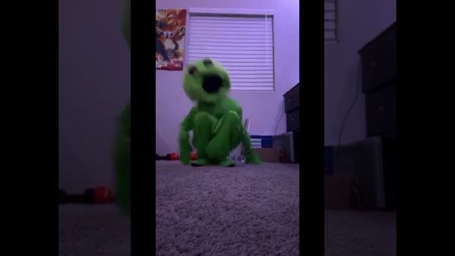 Здравствуй Руби в облаках! Мистер Жопка в сапогах! Пропади моя тоска! Вот он Шер, привет, войска!