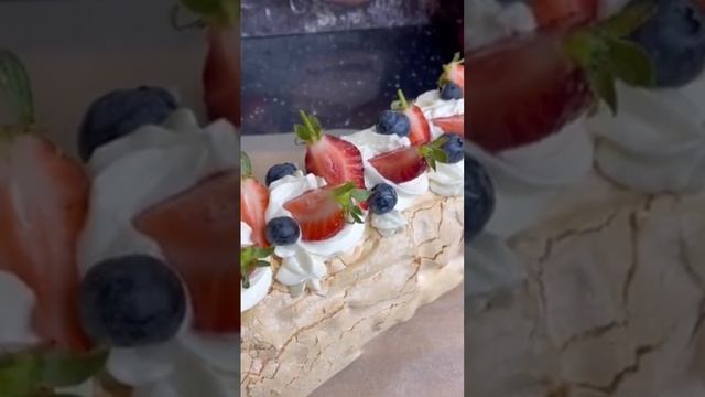 меренговый рулет. #shortsvideo #shortvideo #youtube #youtubeshorts #cake #viral #shorts #short #рек