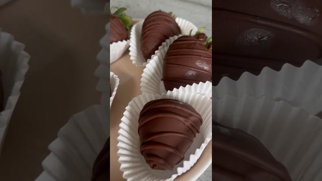 Chocolate 🍫 Covered Strawberries 🍓🍓🍓🍓