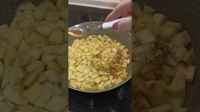 Потрясные румяные слойки с яблоками #слойки